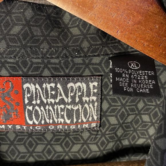 Pineapple connection flames short sleeve shirt - Picture 3 of 9